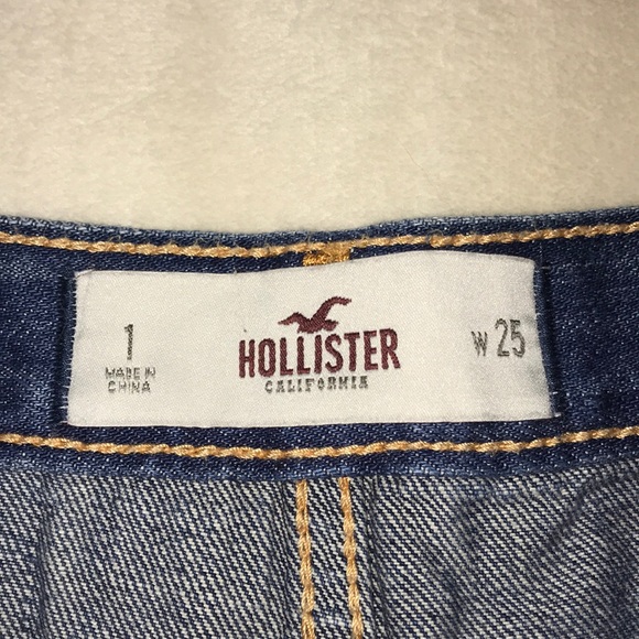 Hollister jean shorts - Picture 3 of 3